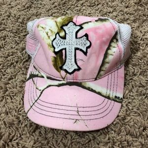 Cute Hat, brand-new condition, good quality